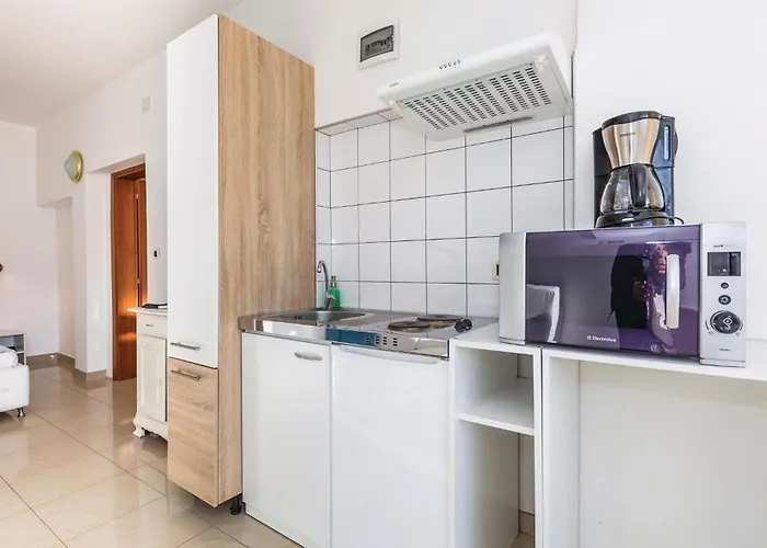 度假居 4 Bedroom Cozy In *